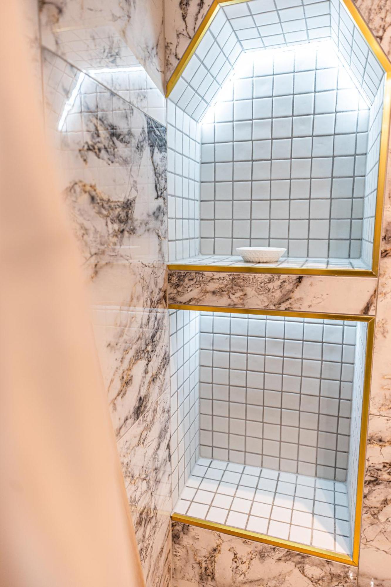 Appartement De La Noblesse - Designed By C.M سليستا المظهر الخارجي الصورة