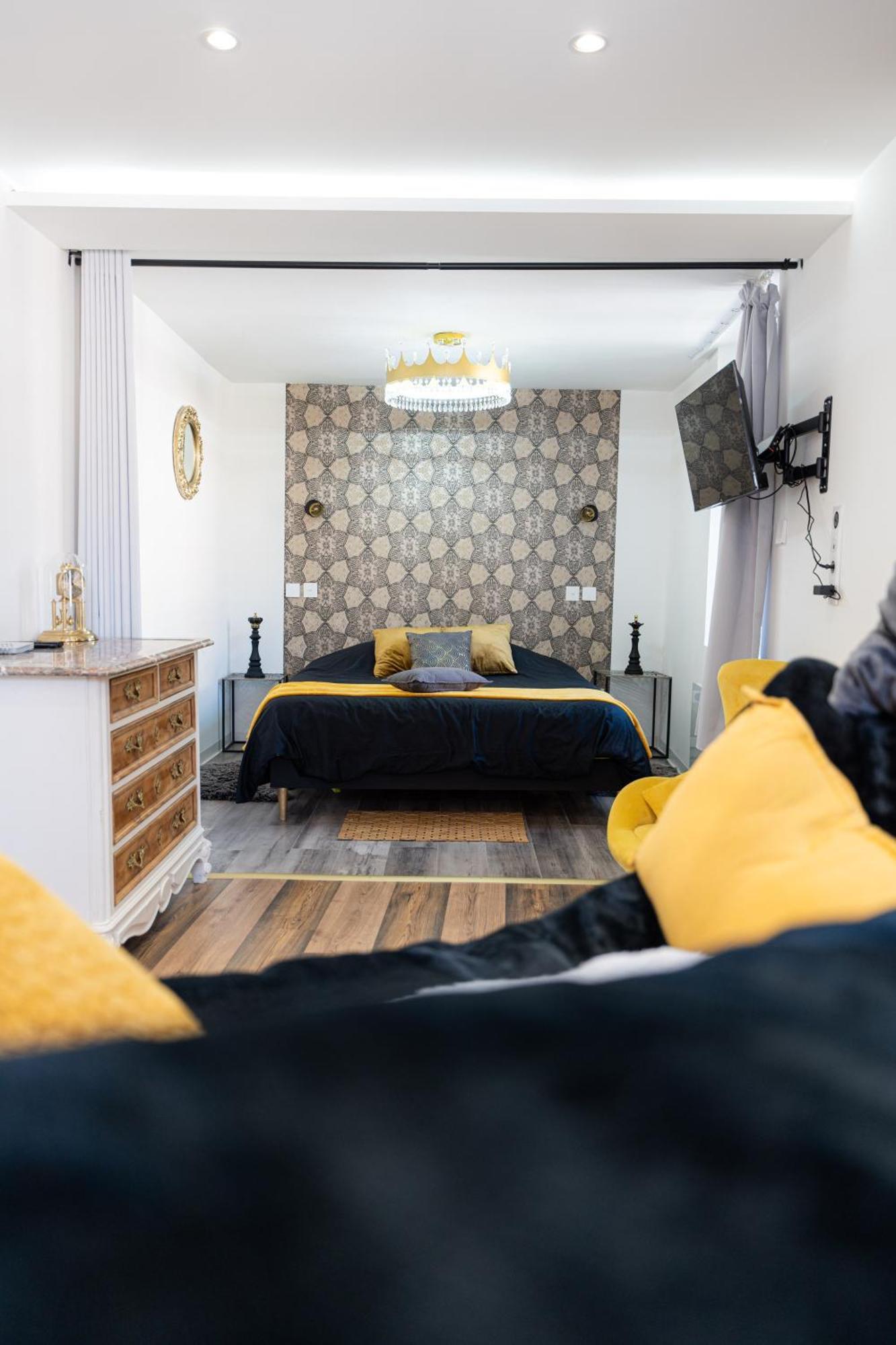 Appartement De La Noblesse - Designed By C.M سليستا المظهر الخارجي الصورة
